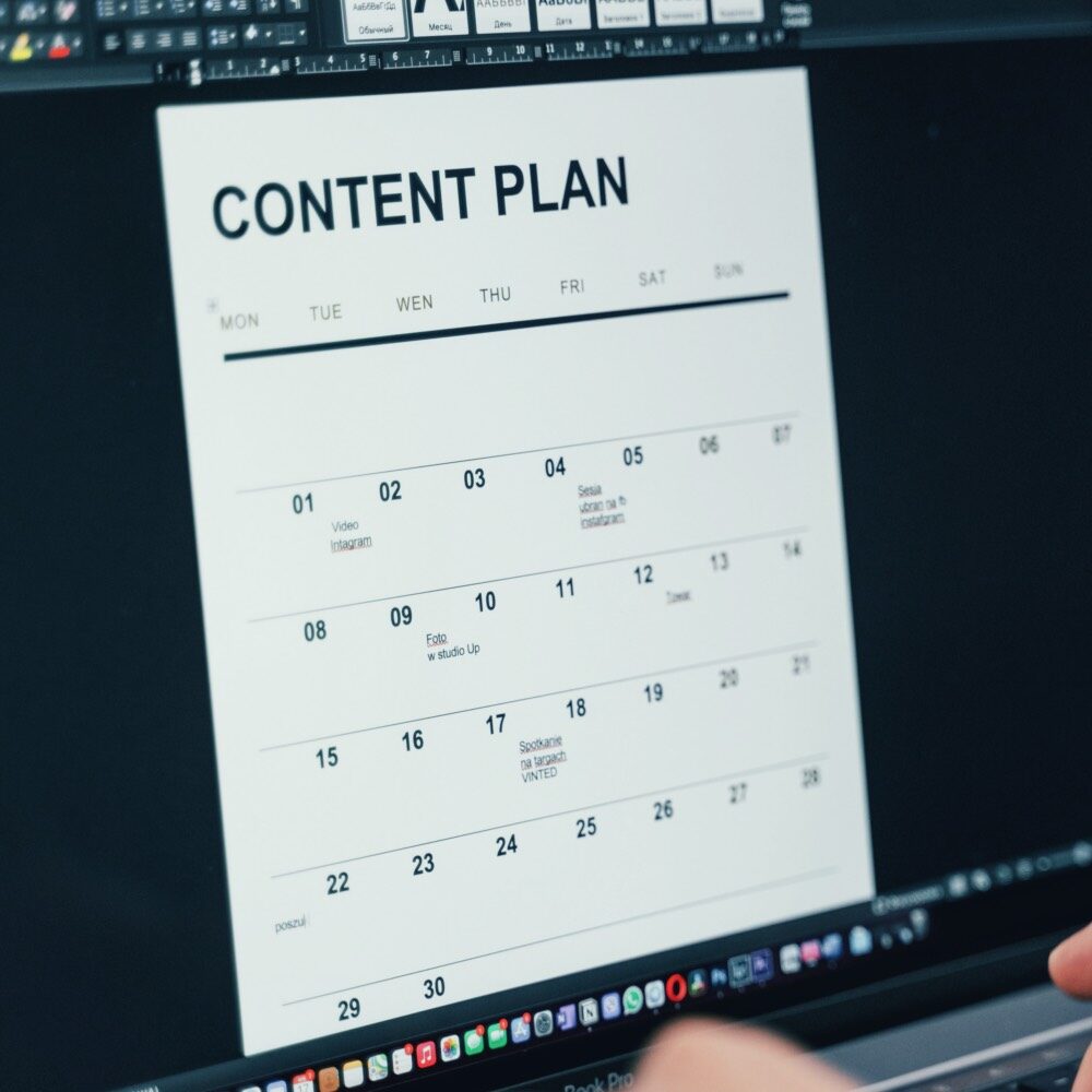 Content scheduling social media